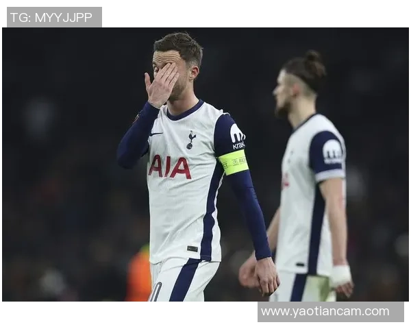 欧联杯精彩对决曼联与多特蒙德战成平局帽子戏法引发全场热潮